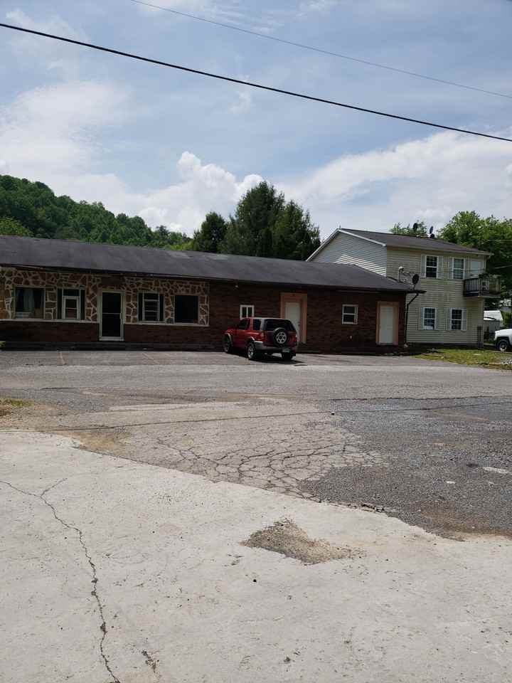 3933 Swords Creek Rd, Swords Creek, VA 24649, USA 1 unit Rental Zumper