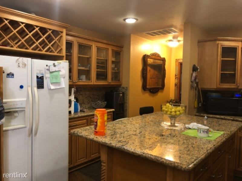 14704 Orange Ave - Photo 2 of 12