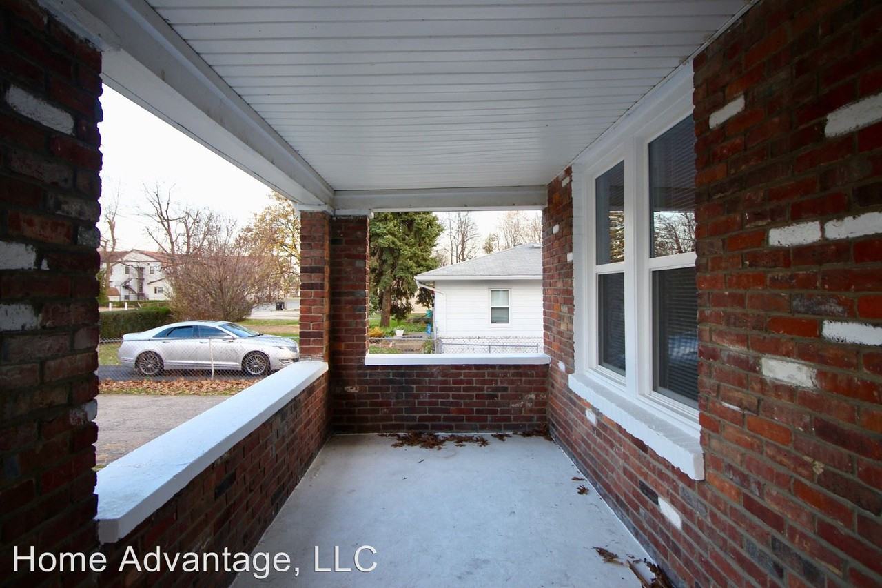 4146 Roosevelt Ave - Photo 2 of 35