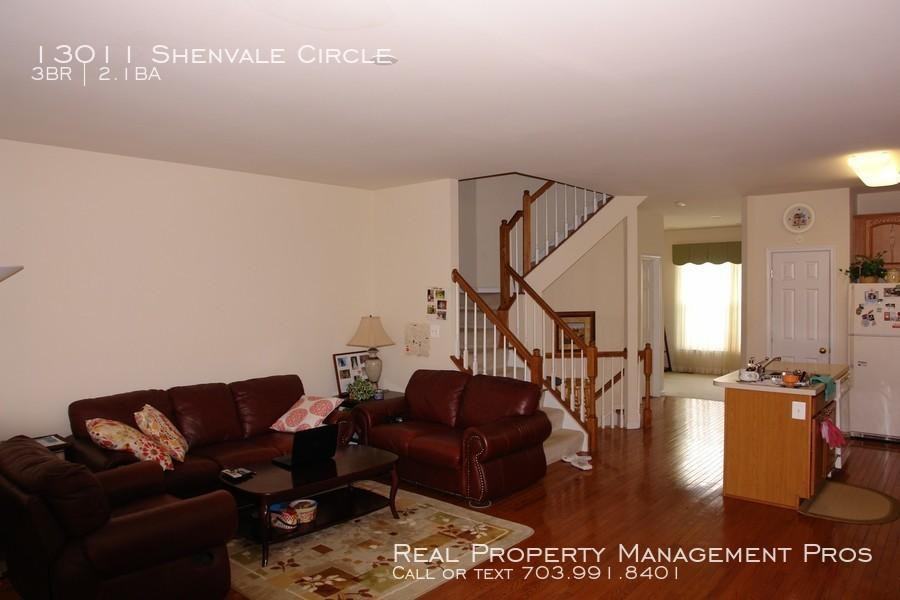 13011 Shenvale Cir - Photo 3 of 8