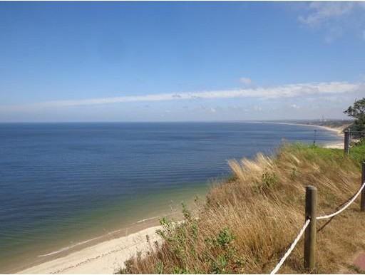 18 Coastline Dr - Photo 2 of 25