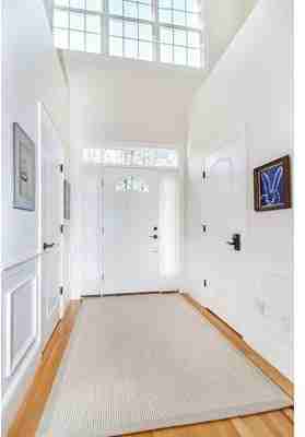 29 Minuteman Rd - Photo 2 of 18