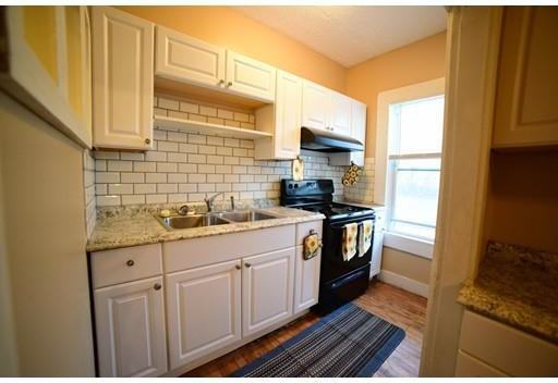 181 Concord St #1 - Photo 3 of 16