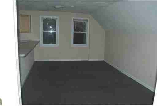 161 Hancock St 2 - Photo 3 of 8