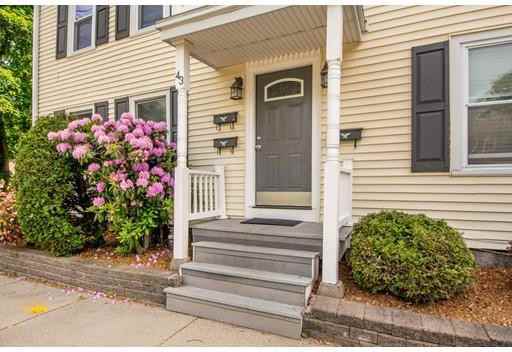 43 Oak Street 3 - Photo 3 of 23