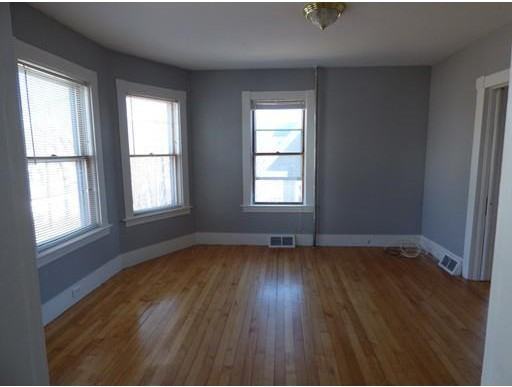 26 Eureka St 1stFL - Photo 3 of 16