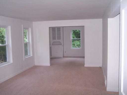 73 White Pond Rd - Photo 2 of 8