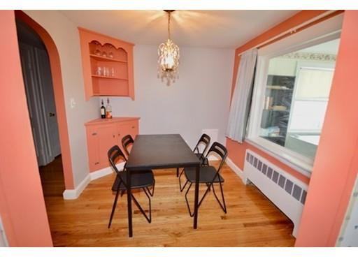 205 School St 205 - Photo 3 of 13