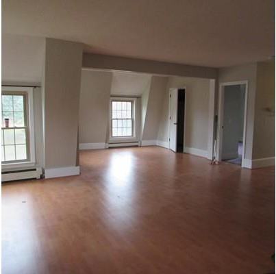 413 Highland St 2 - Photo 3 of 7