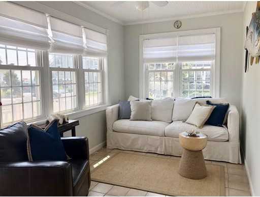 36 Ocean Rd N - Photo 2 of 13