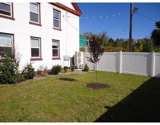 1844 Riverdale St 2 - Photo 2 of 20
