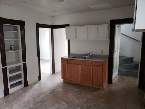 613 Union St 2 - Photo 2 of 3