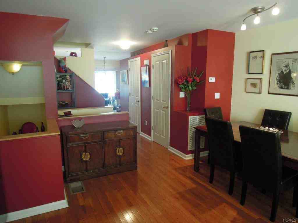 116 Crystal Hill Dr - Photo 2 of 28