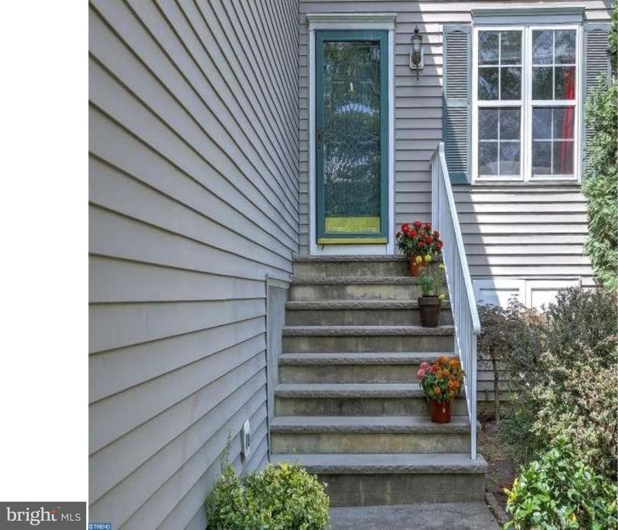 41 Birmingham Dr - Photo 2 of 19