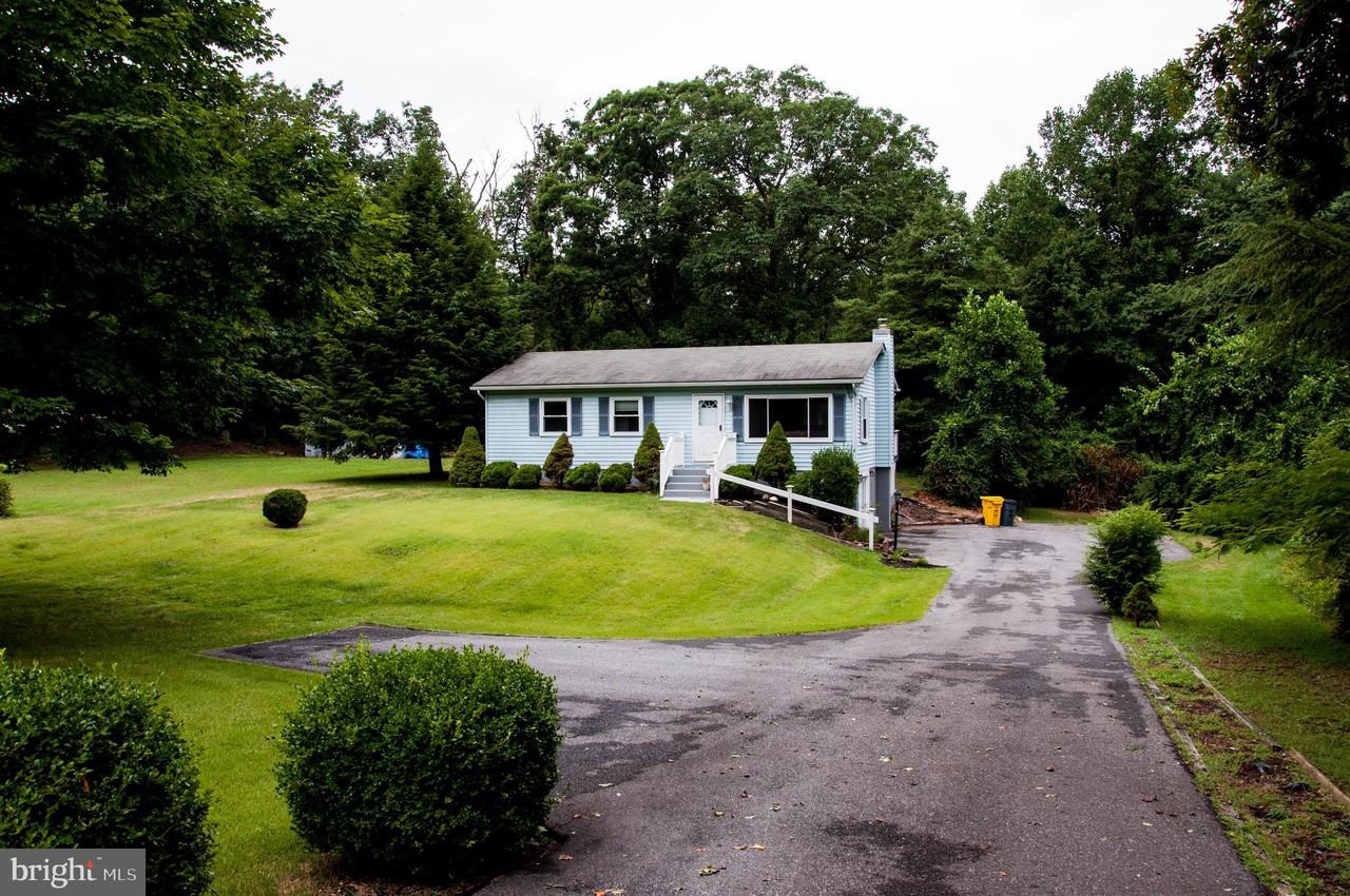 982 Shore Acres Rd - Photo 2 of 18