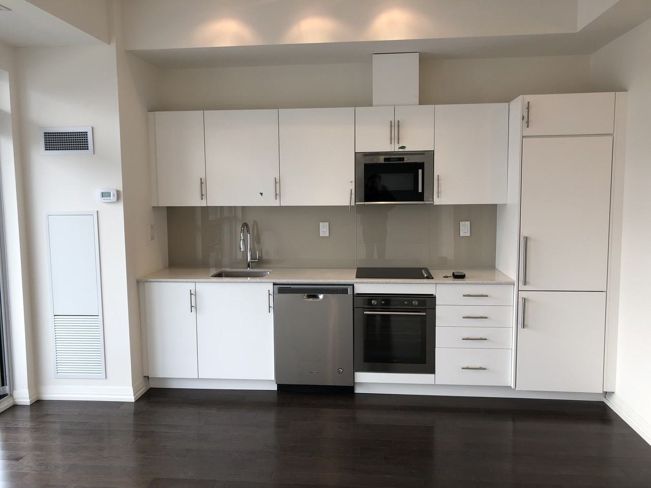 460 Adelaide Street East #1037