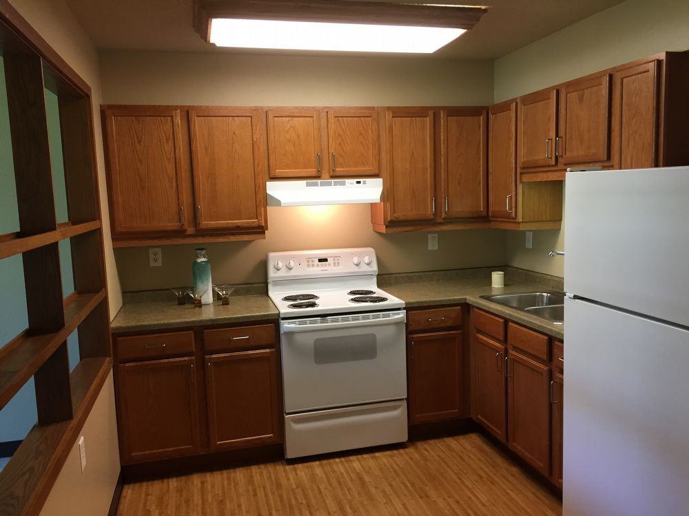128 Parkway Ln - Photo 3 of 9