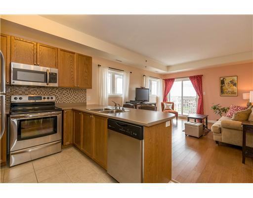 151 Potts Private #402 - Photo 3 of 14