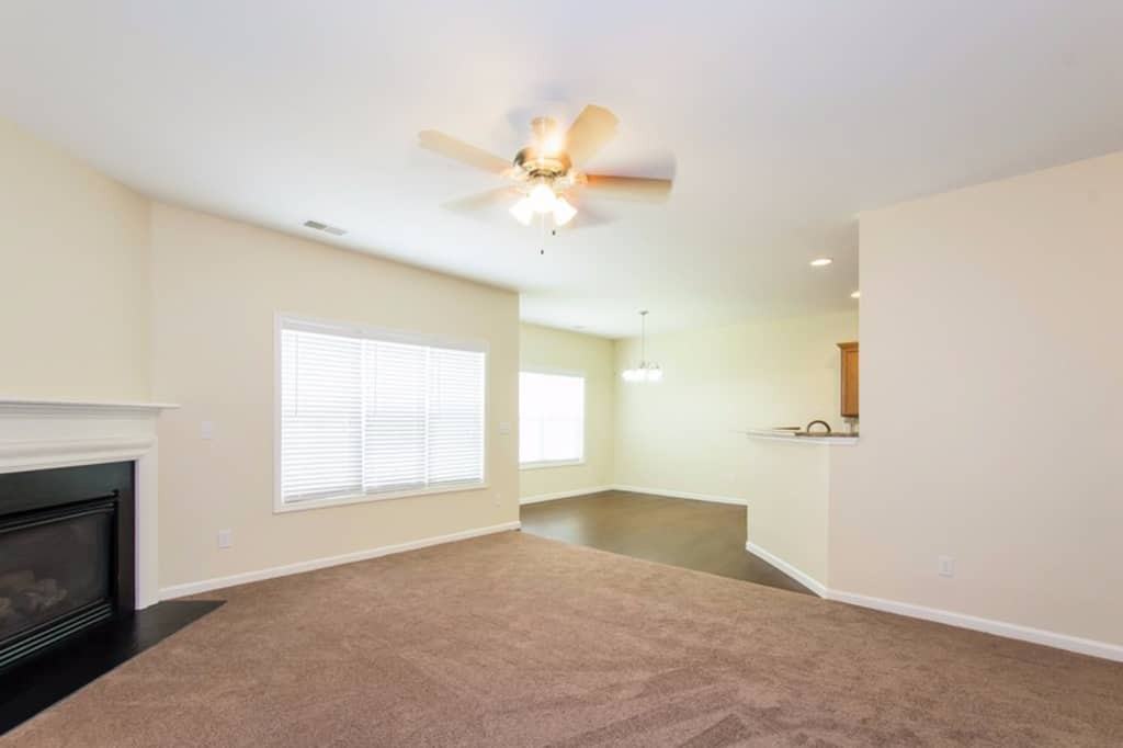 123 Morrocroft Ln - Photo 3 of 20