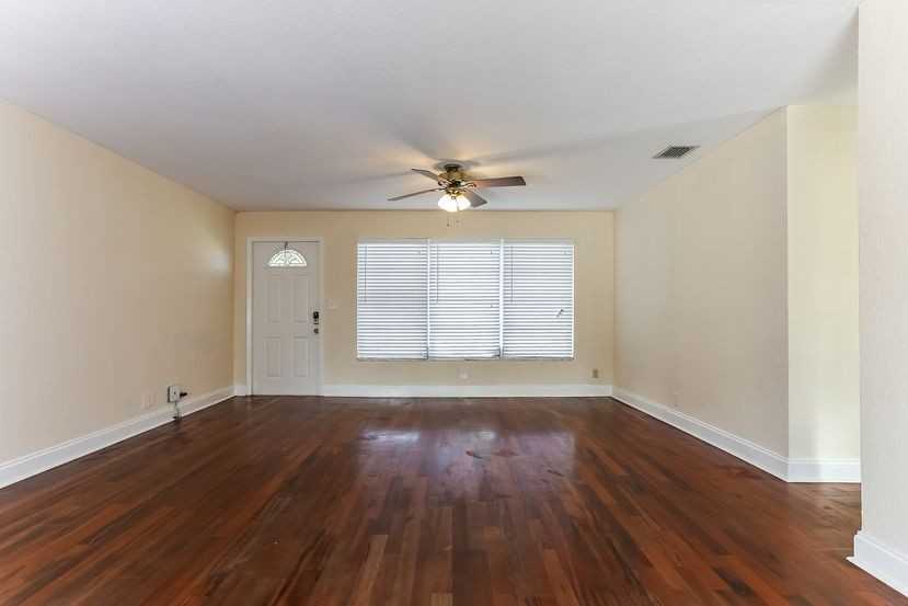 1353 Nw 62nd Way - Photo 2 of 11