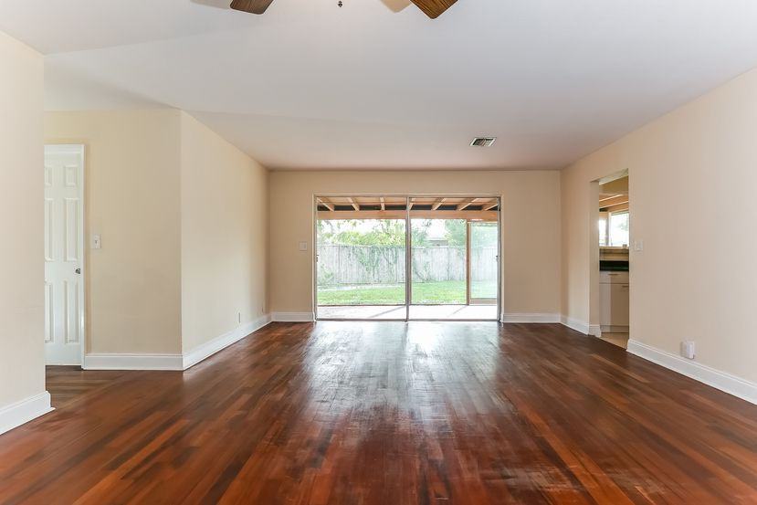 1353 Nw 62nd Way - Photo 3 of 11