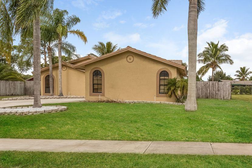 283 Ponce De Leon St