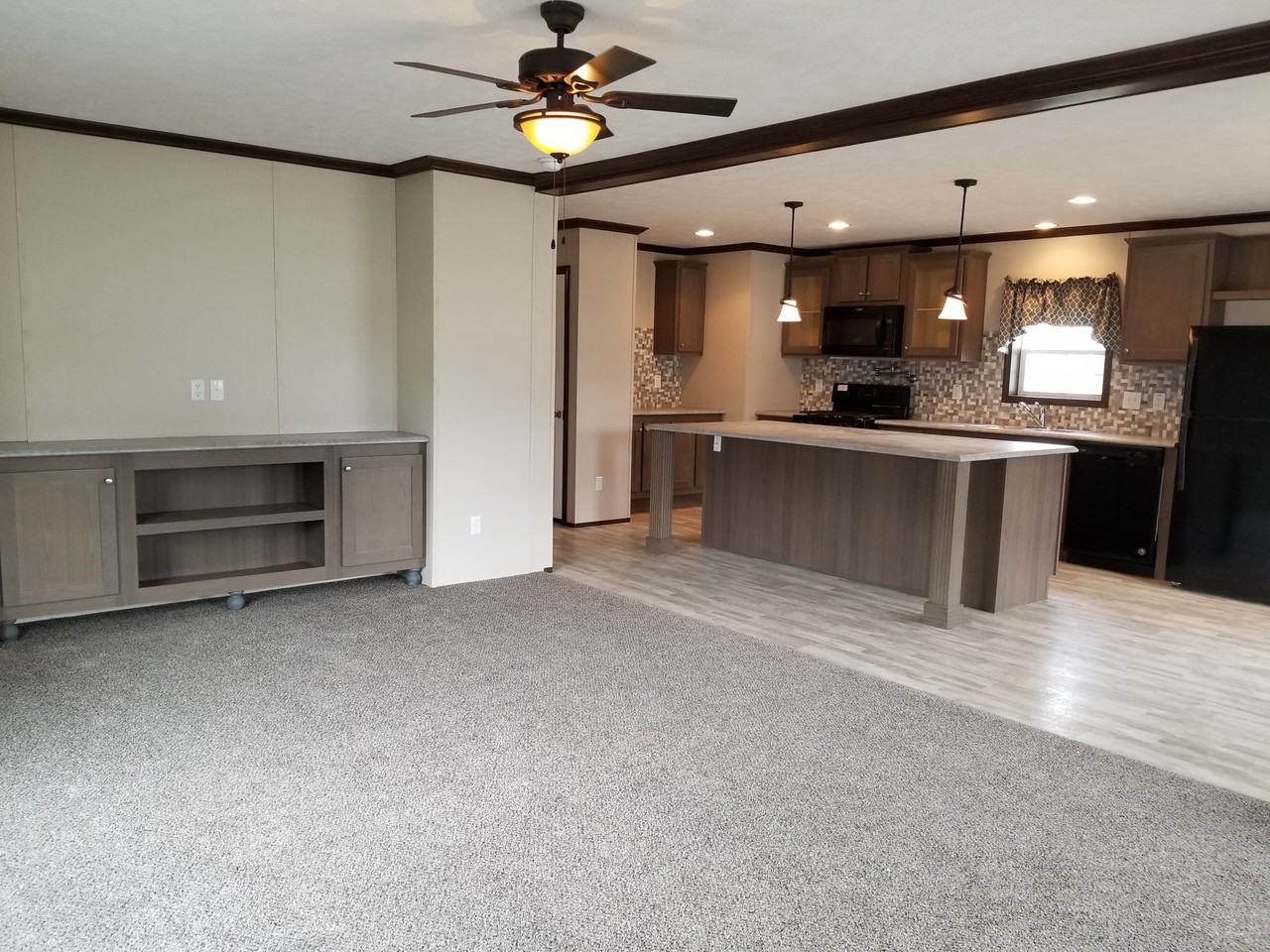 150 Crestwood Dr - Photo 2 of 20