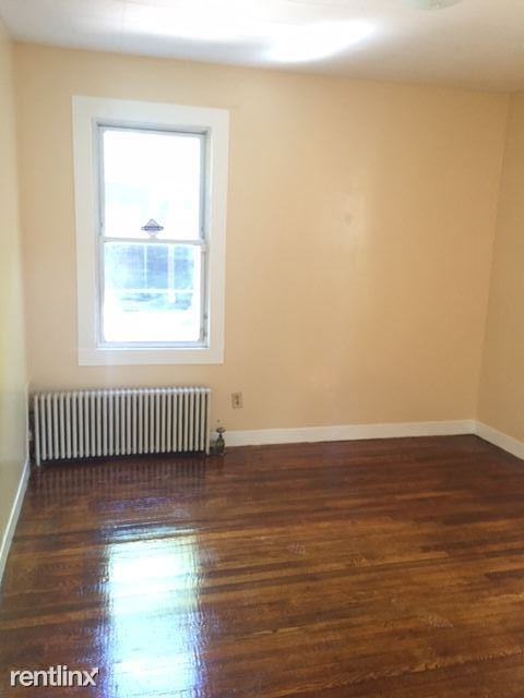 13 Lander St - Photo 3 of 6