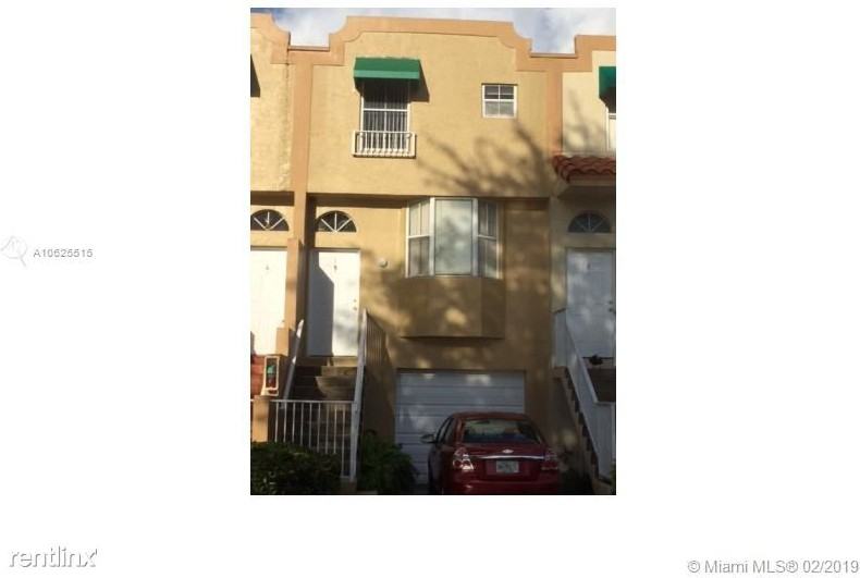 380 NW 85th Pl - Photo 2 of 22