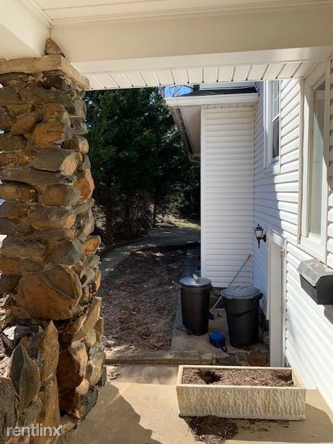 5706 Berkeley Ave - Photo 3 of 20