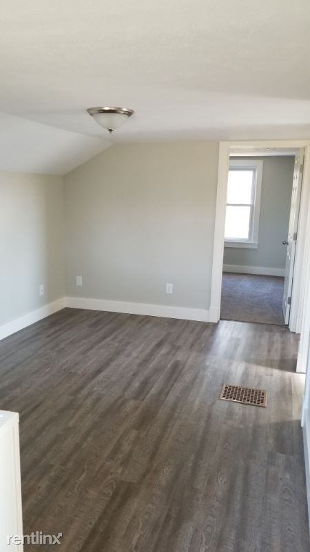 10081 IN-67 - Photo 2 of 16