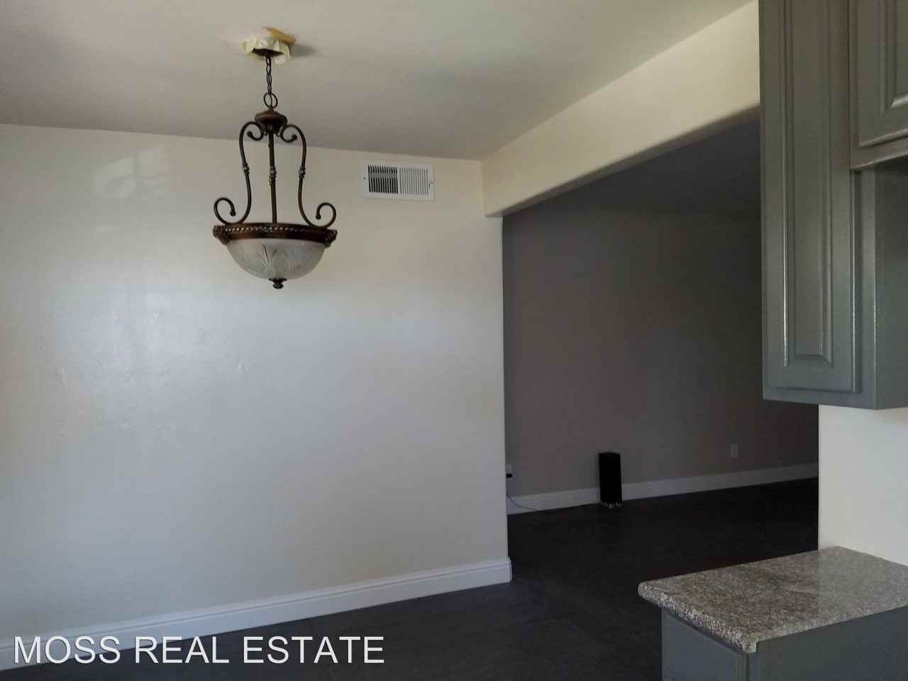 109 Loma Linda Dr - Photo 3 of 8