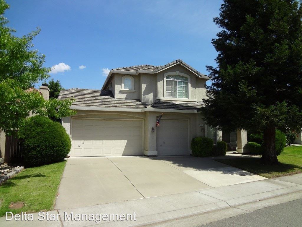 1716 Glastonbury Cir - Photo 2 of 8