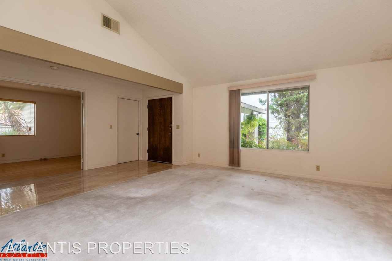 2259 Golden Dew Cir - Photo 2 of 12