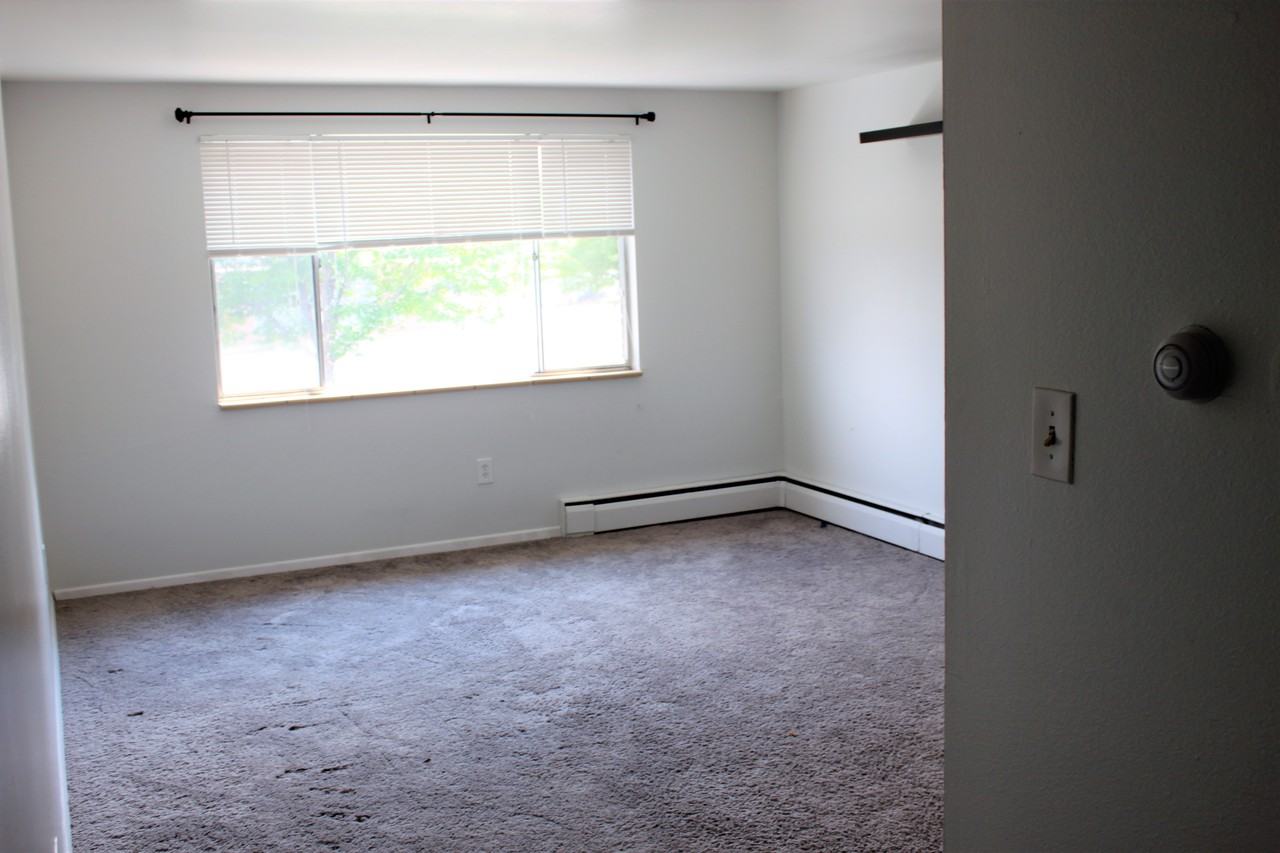 6911 W 24th Ave - Photo 2 of 20