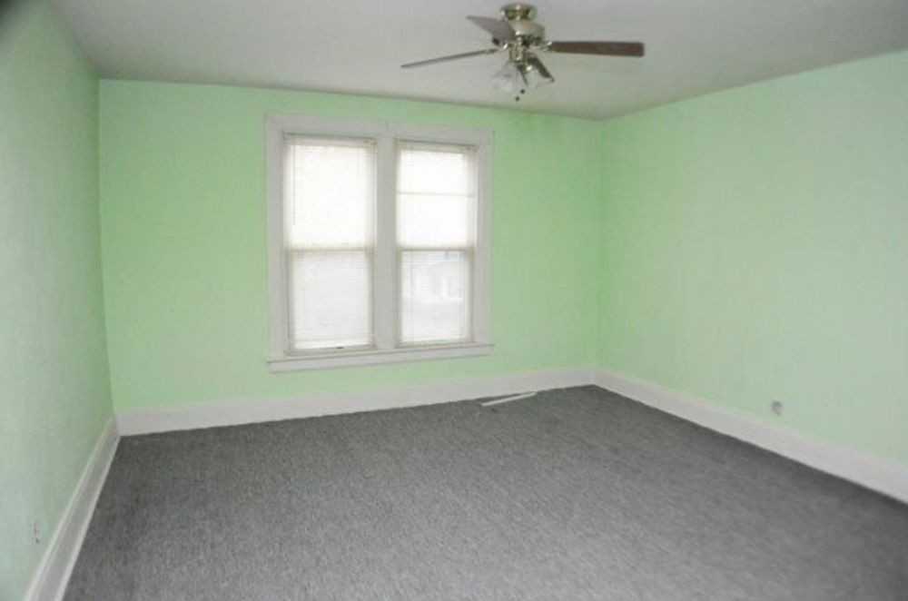 136 E Gay St - Photo 2 of 3