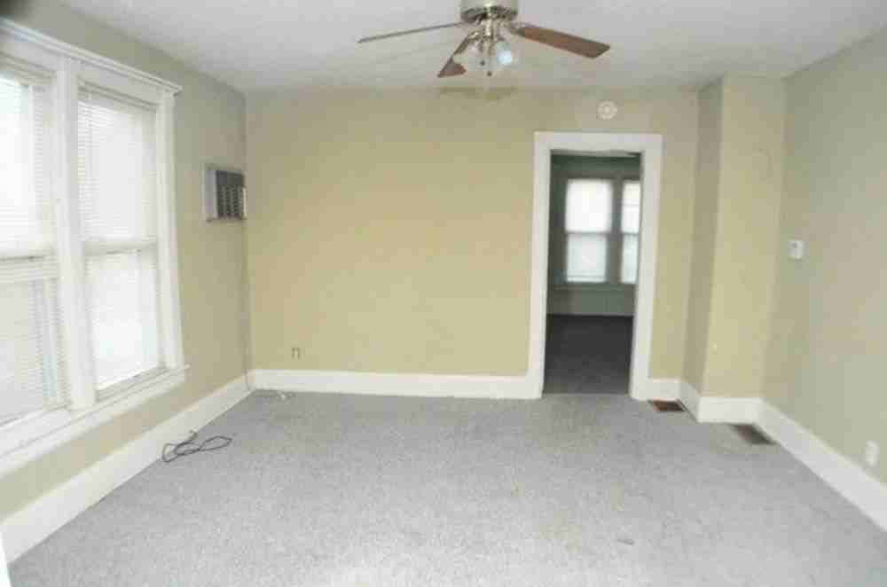 136 E Gay St - Photo 3 of 3