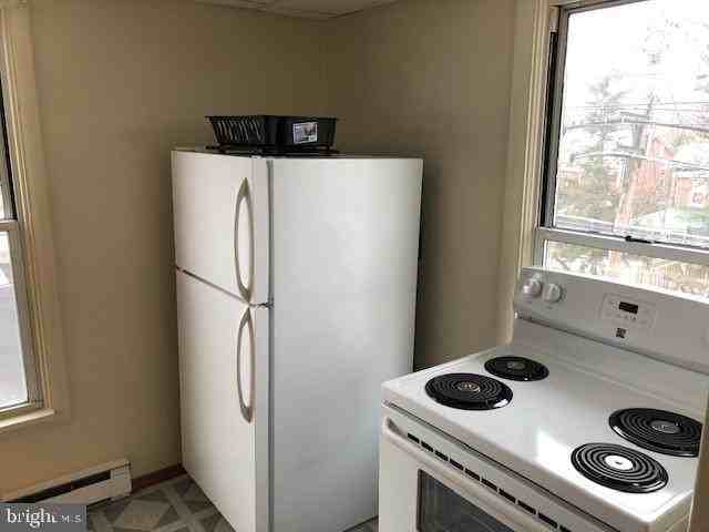 422 Walnut St #4 - Photo 2 of 7