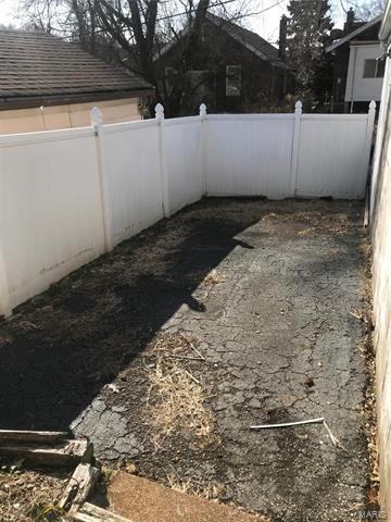 4614 Korte Ave - Photo 3 of 12