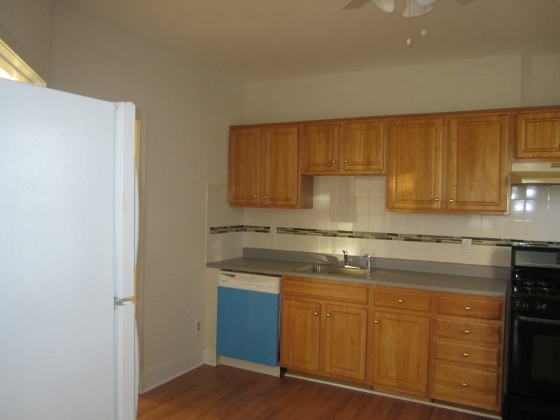 310 North Ave #9 - Photo 3 of 20