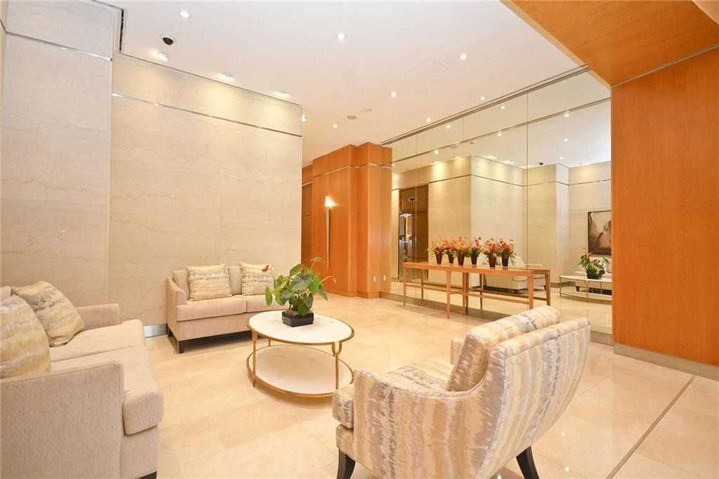 38 Metropole Private - Photo 2 of 16