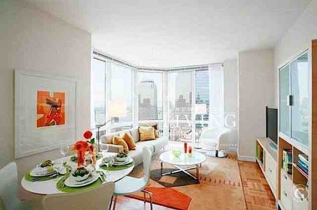 Barclay St #7R - Photo 2 of 8