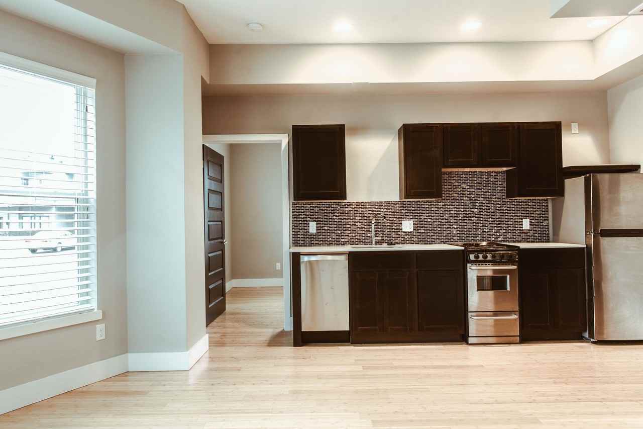 800 NW 8th_6 - Photo 3 of 10