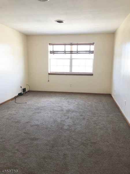 358 Union Blvd - Photo 3 of 13