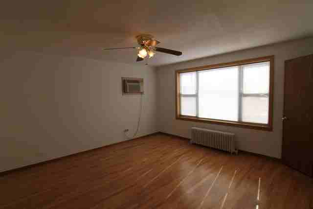 6552 W Higgins Ave #2 - Photo 2 of 8