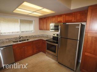 3267 Payne Ave - Photo 2 of 8