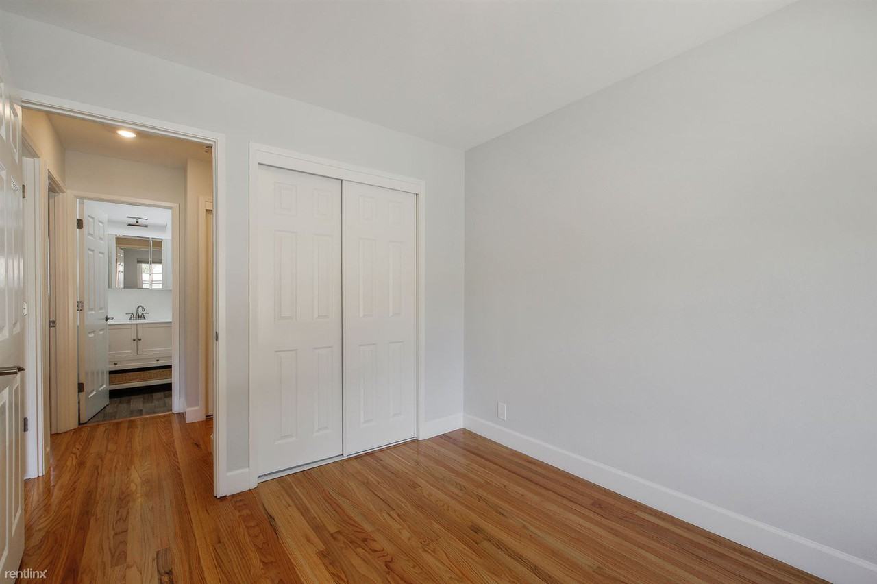 1090 Grand Teton Dr - Photo 3 of 9