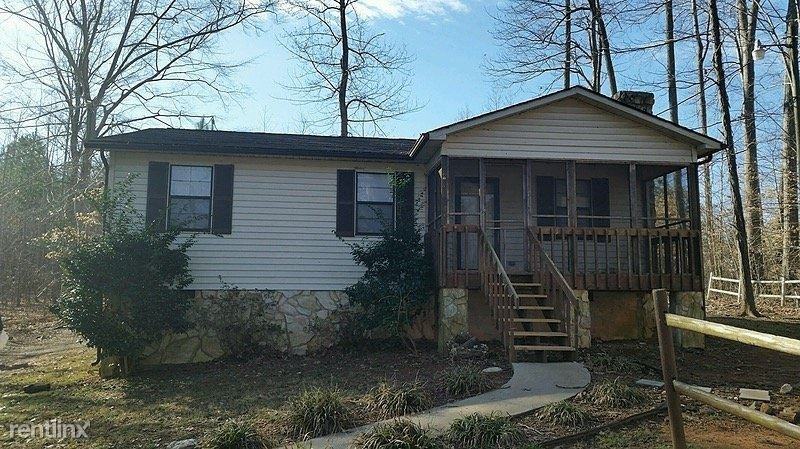 176 Partridge Dr - Photo 3 of 3