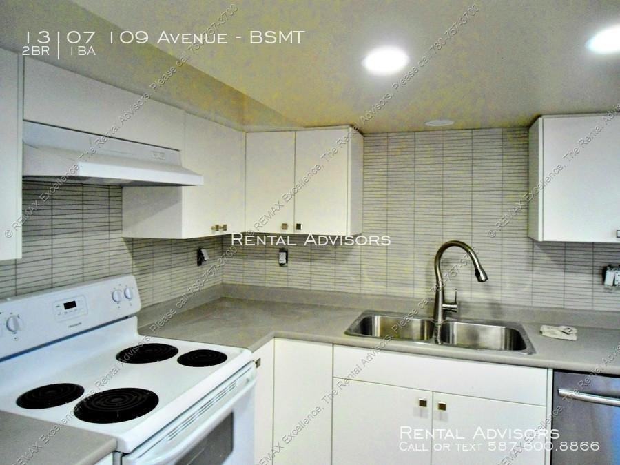 13107 109 Ave NW - Photo 3 of 11