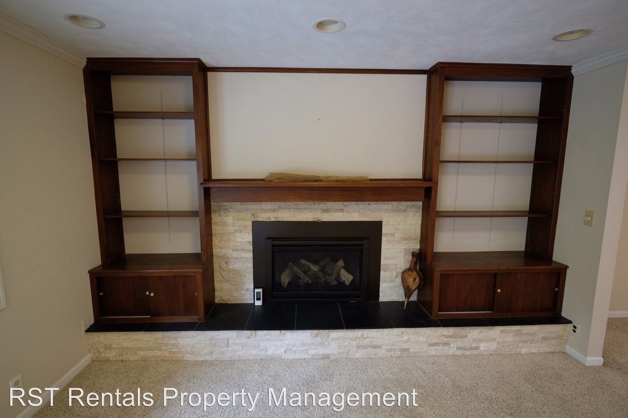 5 Canterbury Ct - Photo 3 of 18